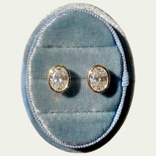 Her Oval Bezels
