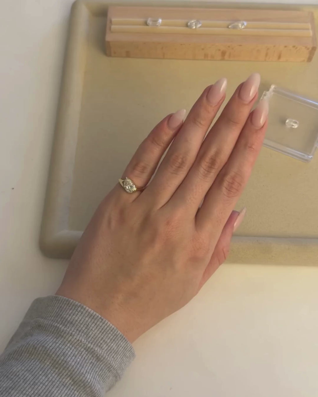 Her Melt™ Pear Pinky